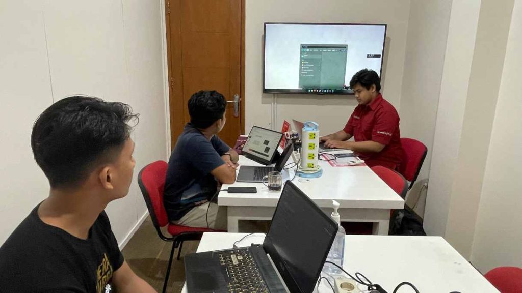 Kursus Hacking Bersertifikasi Terbaik