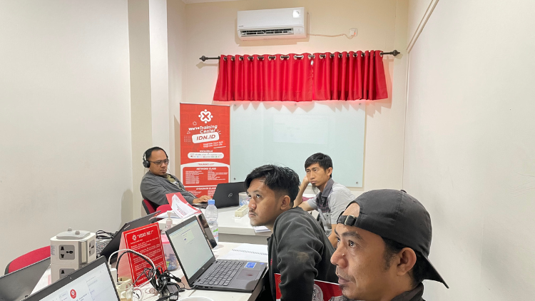 Apakah Hacker Melanggar Hukum